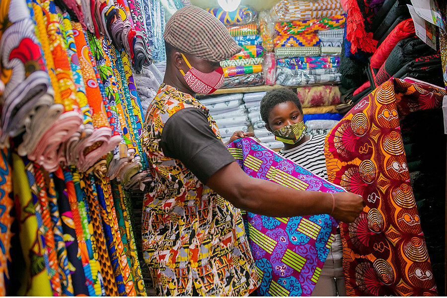 In coronavirus lockdown, Ghana’s fabricmakers gain new inspiration